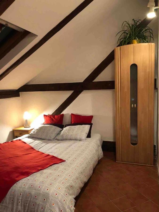 Na Mahlerce Apartment Ихлава Екстериор снимка